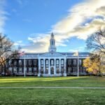 Harry Young w Harvard Business School